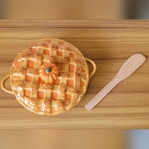 Wild Eye Designs Ceramic Pumpkin Pie Brie Baker Dish